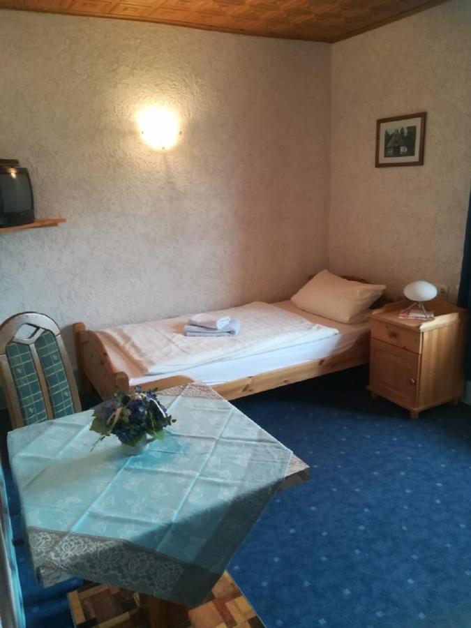 Reit- Und Ferienhof Emstal Fritzlar Esterno foto